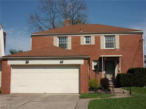 969-971 Wye Dr, Akron, OH 44303