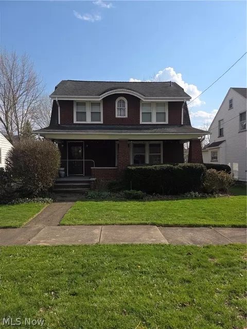 1180 Harrison St, Warren, OH 44483