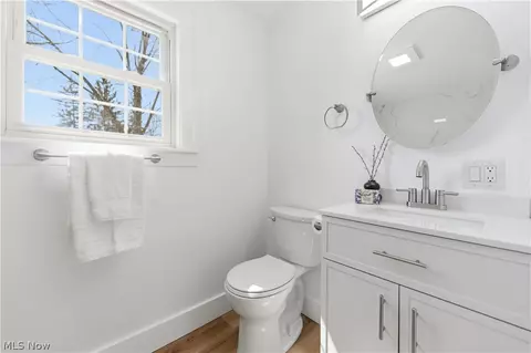 Bath - 5606 Mount Everett Rd, Hubbard, OH 44425 photo 1 of 2