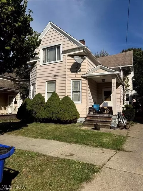 3799 E 54th St, Cleveland, OH 44105