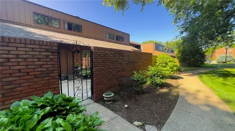 33803 Electric Blvd #C17, Avon Lake, OH 44012