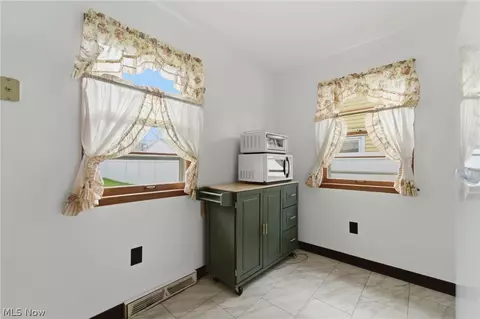 2922 Columbus Ave, Ashtabula, OH 44004 photo 15