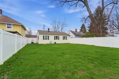 2922 Columbus Ave, Ashtabula, OH 44004 photo 7
