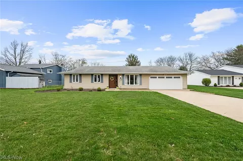 20768 White Bark Dr, Strongsville, OH 44149