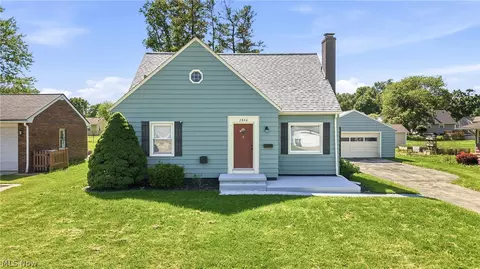 2846 Rexford Rd, Youngstown, OH 44511