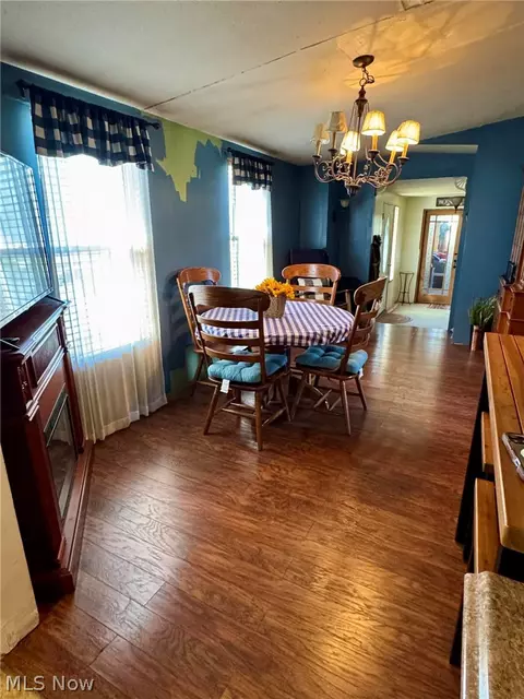 Dining - 6205 Jefferson Rd, Ashtabula, OH 44004 photo 2 of 2