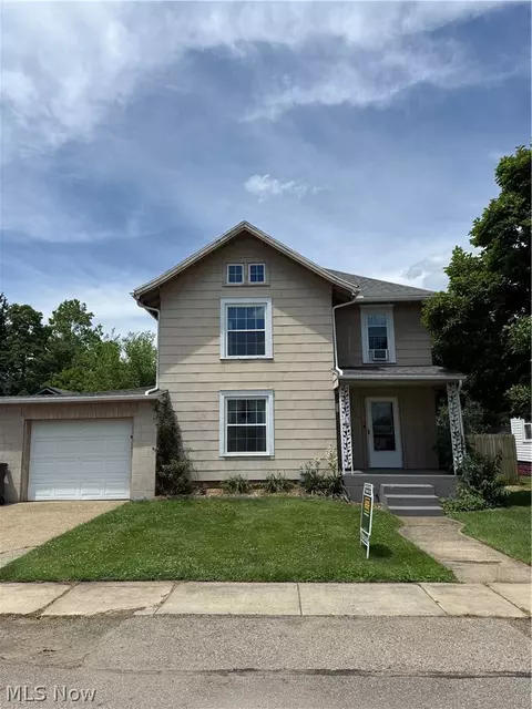 130 1st St, Newcomerstown, OH 43832