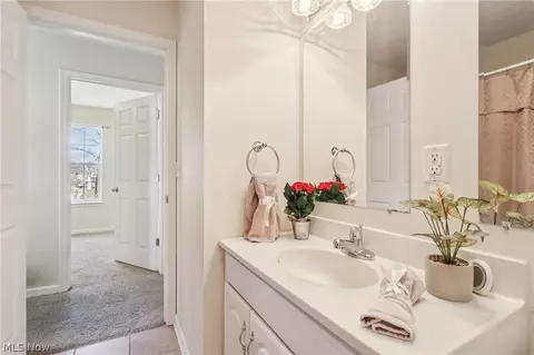 Bath - 348 High St, Berea, OH 44017 photo 5 of 5