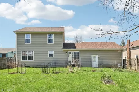 Exterior - 348 High St, Berea, OH 44017 photo 5 of 7