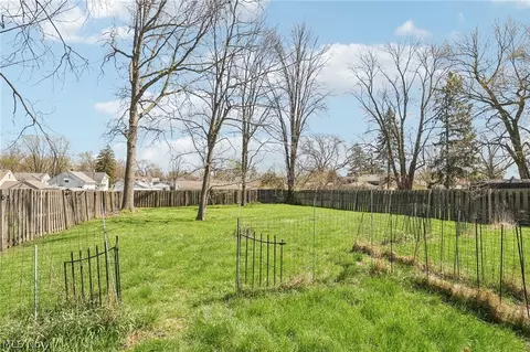 Exterior - 348 High St, Berea, OH 44017 photo 7 of 7