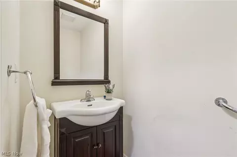 Bath - 348 High St, Berea, OH 44017 photo 1 of 5