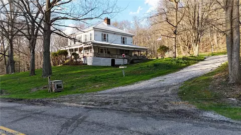 1079 County Road 60, Bergholz, OH 43908