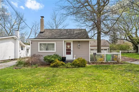 151 Fay Ave, Avon Lake, OH 44012