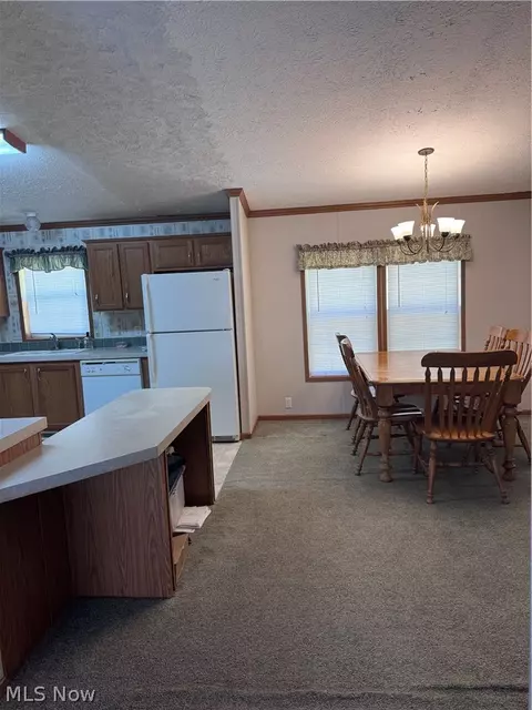Dining - 180 Pine St, Washington, WV 26181 photo 1 of 3