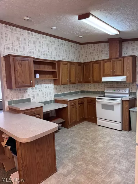 Kitchen - 180 Pine St, Washington, WV 26181 photo 1 of 5