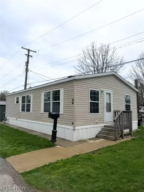 6835 Richmond Rd #26, Glenwillow, OH 44139