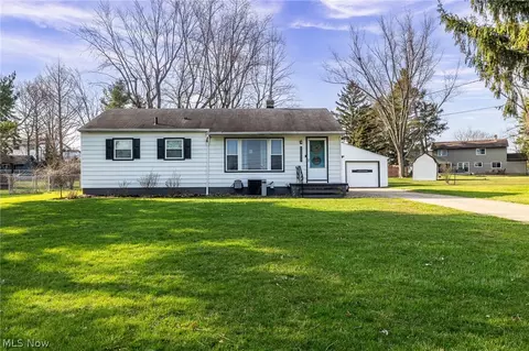 18255 Shurmer Rd, Strongsville, OH 44136