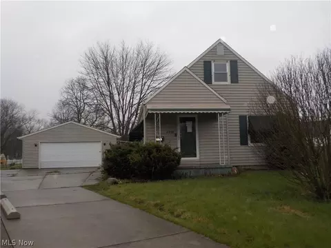 2456 E 37th St, Lorain, OH 44055
