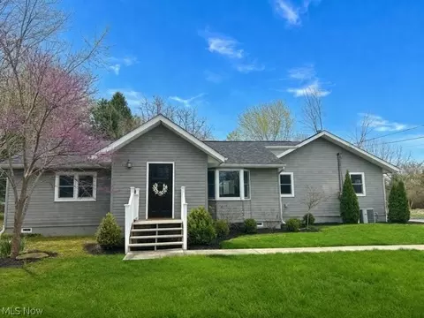 310 N Bissell Rd, Aurora, OH 44202