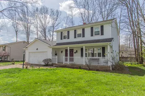 733 Squirrel Hill Ct, Boardman, OH 44512 photo 2