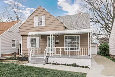 30025 Elgin Rd, Wickliffe, OH 44092