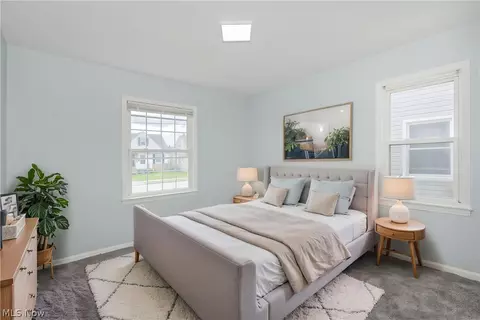 Bedroom - 30025 Elgin Rd, Wickliffe, OH 44092 photo 5 of 11