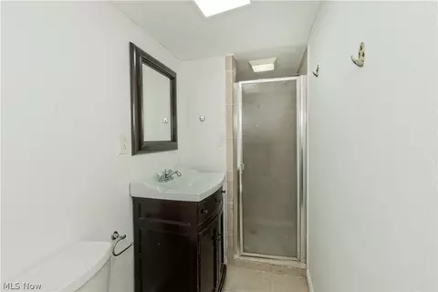 Bath - 30025 Elgin Rd, Wickliffe, OH 44092 photo 3 of 3