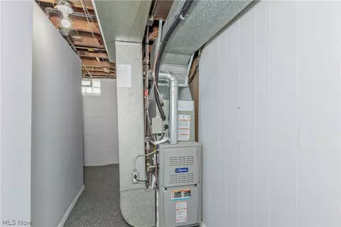 Entry Way - 30025 Elgin Rd, Wickliffe, OH 44092 photo 5 of 5
