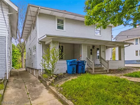 1224 Pondview Ave, Akron, OH 44305