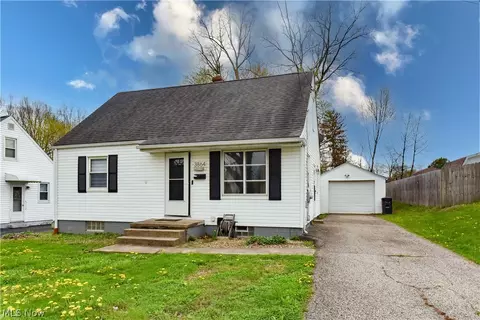 3864 Louise St, Mogadore, OH 44260