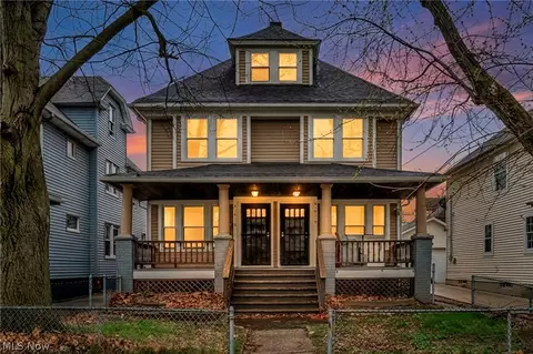 10116 North Blvd, Cleveland, OH 44108