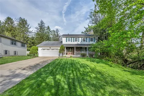 120 Roshon Dr, Medina, OH 44256