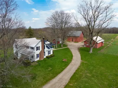 7599 Pawnee Rd, Lodi, OH 44254