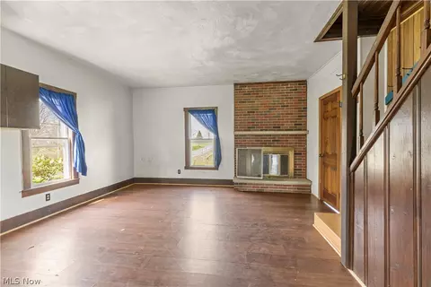 Living - 7599 Pawnee Rd, Lodi, OH 44254 photo 1 of 1