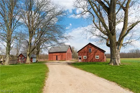 Exterior - 7599 Pawnee Rd, Lodi, OH 44254 photo 4 of 12