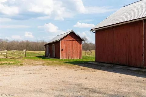 7599 Pawnee Rd, Lodi, OH 44254 photo 18