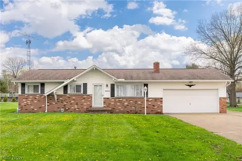 3804 Psolla St NE, Canton, OH 44721