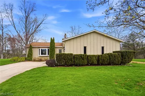 3647 Carlisle Dr, Brunswick, OH 44212