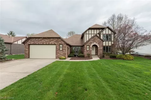 984 Meadowlark Ln, Medina, OH 44256