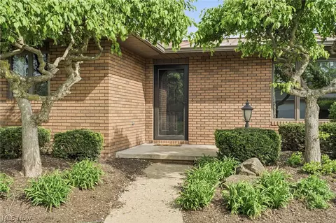 441 Stratton Ave SW, New Philadelphia, OH 44663