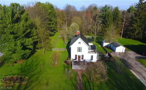 11606 Garfield Rd, Hiram, OH 44234