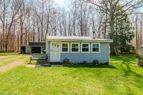 6554 Tarbell Ave, Madison, OH 44057