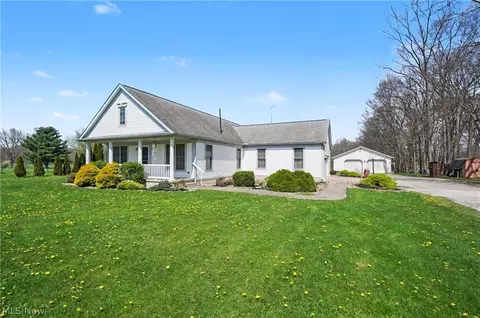 9235 Cable Line Rd, Diamond, OH 44412