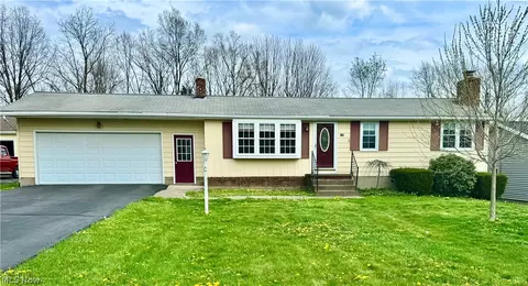 120 Walter Ave, Washingtonville, OH 44490