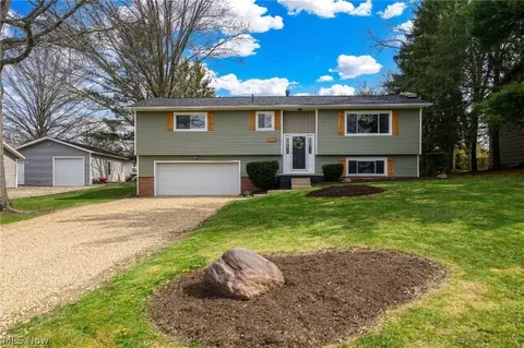 1708 Bruce St, Canal Fulton, OH 44614