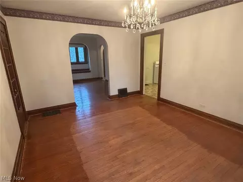 Living - 1133 Bellview St NE, Canton, OH 44721 photo 6 of 6
