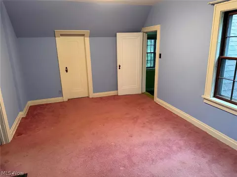 Bedroom - 1133 Bellview St NE, Canton, OH 44721 photo 4 of 6