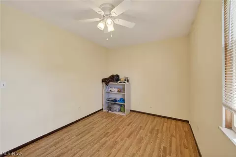 Bedroom - 5709 Davis Dr, Mentor, OH 44060 photo 6 of 6
