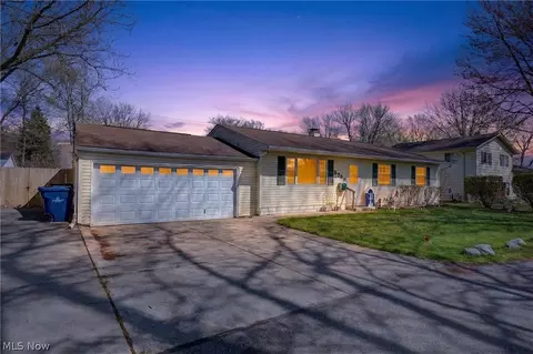 Exterior - 5709 Davis Dr, Mentor, OH 44060 photo 1 of 6