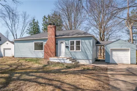 1526 Franklin Ave, Kent, OH 44240